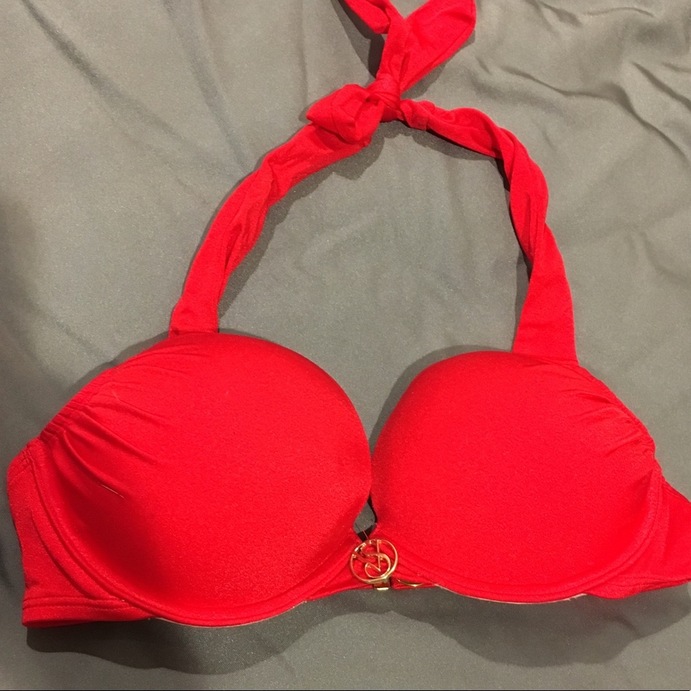 Victoria’s Secret bikini top